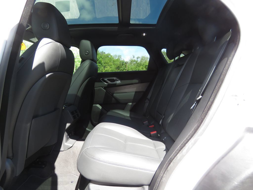 Used 2024 Land Rover Range Rover Velar Dynamic SE AWD/4WD image 20