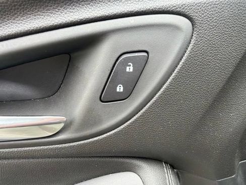Used 2025 Buick Encore GX Preferred w/ Advanced Technology Package FWD image 22