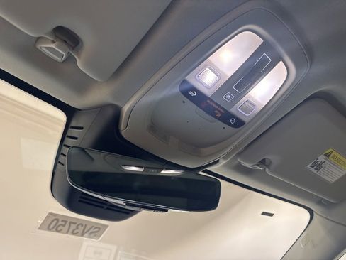 New 2026 Volvo XC60 B5 Plus w/ Climate Package image 15