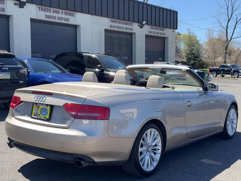 Used 2011 Audi A5 2.0T Premium Plus FWD image 6