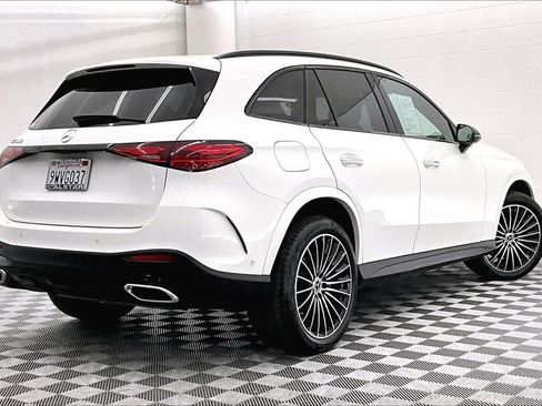 Used 2026 Mercedes-Benz GLC 300 image 11
