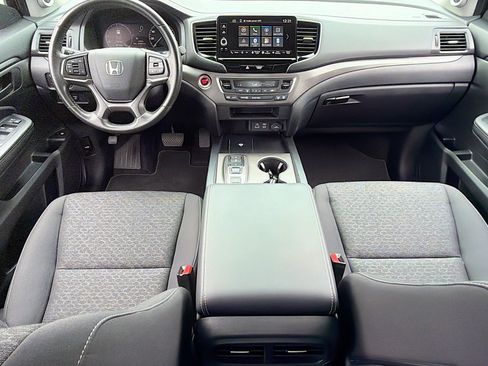 Used 2025 Honda Ridgeline Sport+ image 30