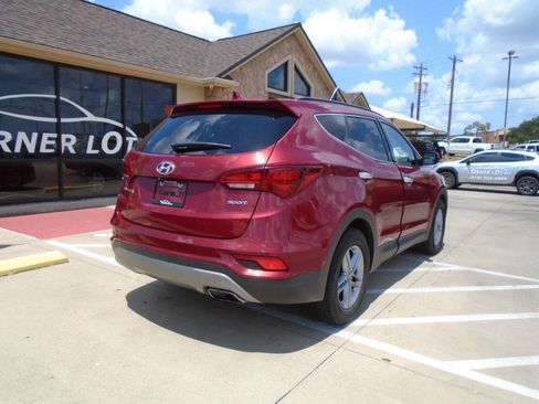 Used 2017 Hyundai Santa Fe Sport FWD image 8
