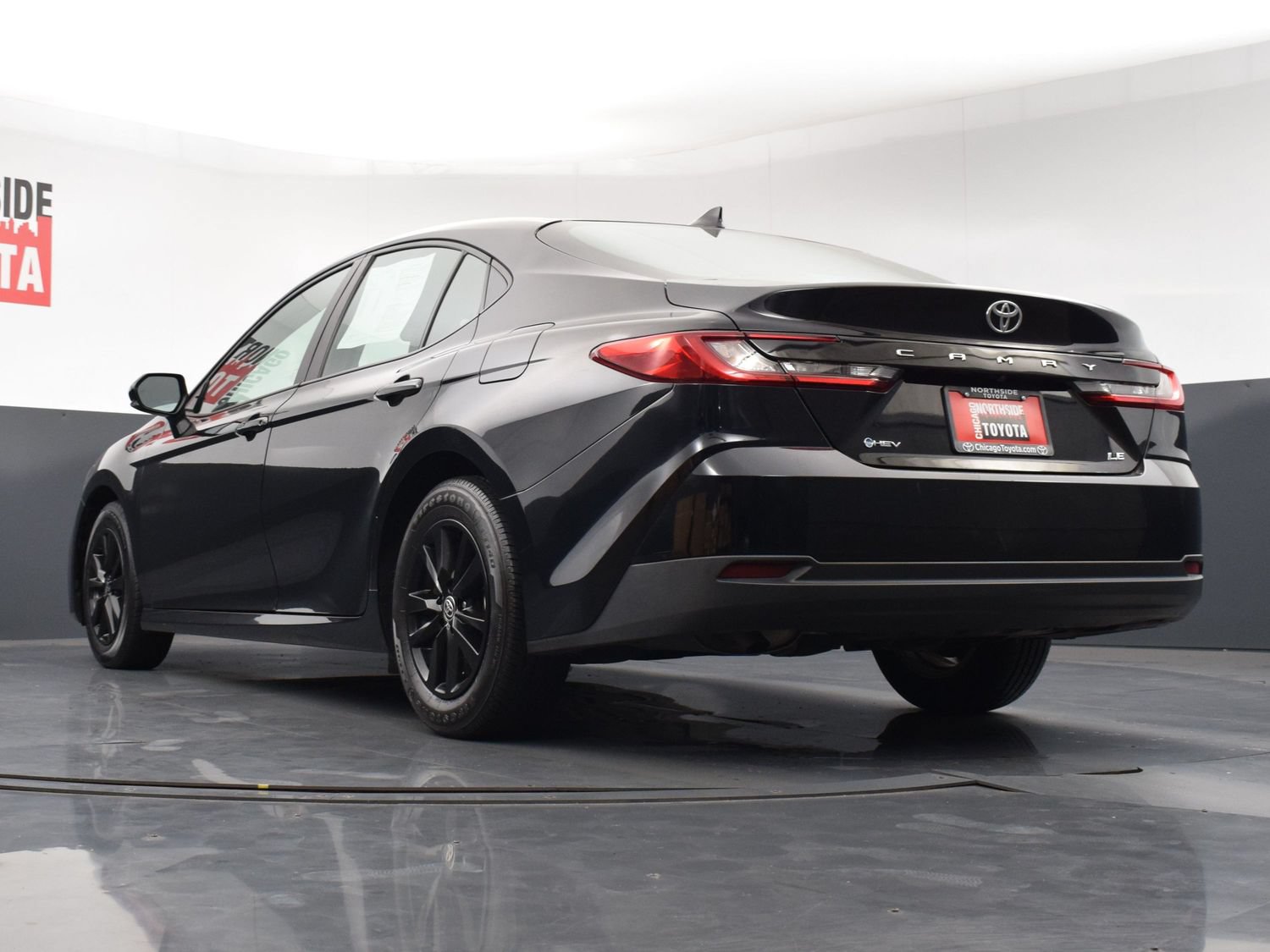 Used 2025 Toyota Camry LE FWD image 27