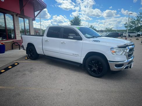 Used 2019 RAM 1500 Big Horn AWD/4WD image 3