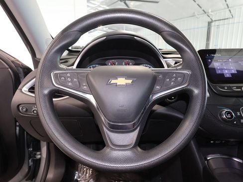 Used 2024 Chevrolet Malibu LT FWD image 10
