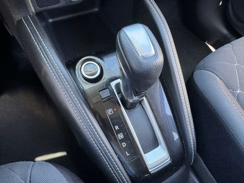 Used 2018 Nissan Kicks SR FWD image 30