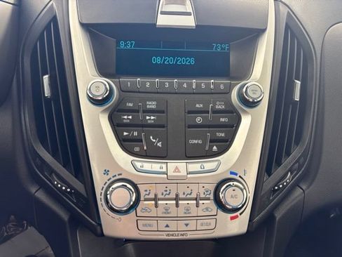 Used 2015 Chevrolet Equinox LS FWD image 32