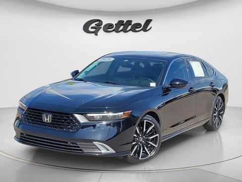 Used 2025 Honda Accord Touring image 1