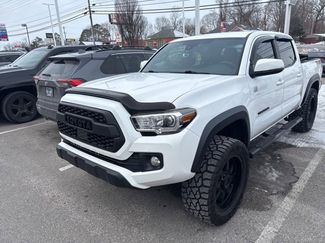 Used 2018 Toyota Tacoma TRD Off-Road video 1