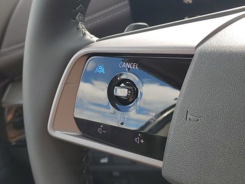 New 2025 Nissan Murano Platinum image 17