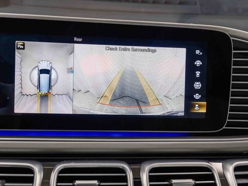 Certified 2023 Mercedes-Benz Maybach GLS 600 4MATIC image 32