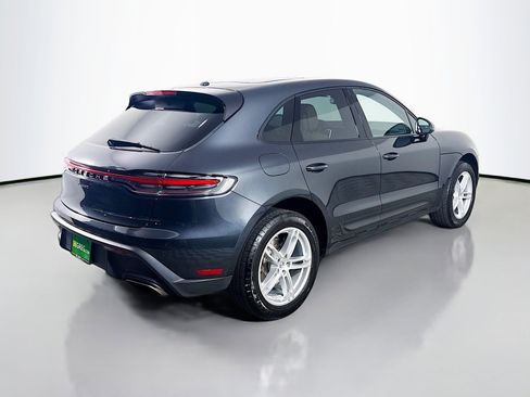 Used 2023 Porsche Macan image 10