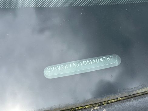 Used 2013 Volkswagen Jetta S FWD image 2