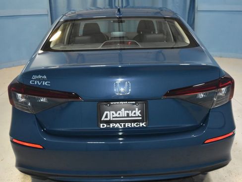 Used 2025 Honda Civic LX image 30