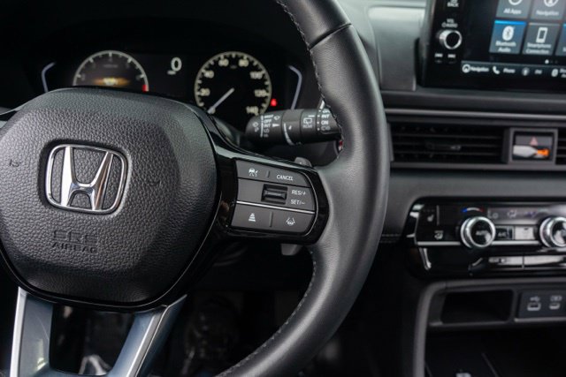 Used 2025 Honda Pilot Touring image 19