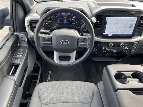 Used 2022 Ford F150 XLT w/ Equipment Group 302A High image 13