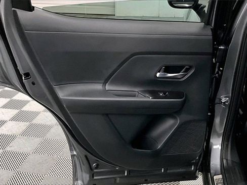 New 2026 Nissan Kicks SR image 28