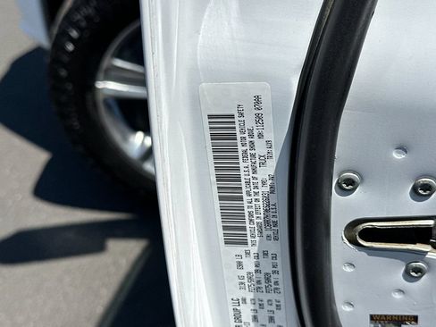 Used 2014 RAM 1500 Sport AWD/4WD image 26
