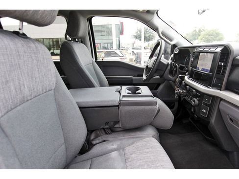 Used 2024 Ford F250 XLT w/ FX4 Off-Road Package AWD/4WD image 11