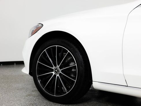 Used 2020 Mercedes-Benz C 300 4MATIC Sedan image 7