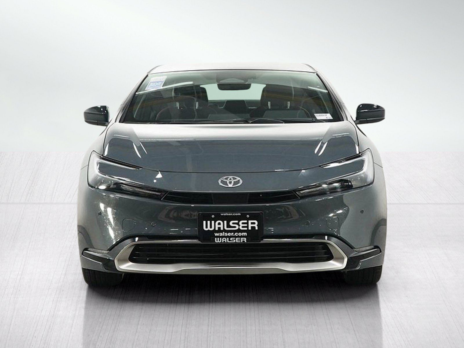 Used 2026 Toyota Prius Plug-In Hybrid FWD image 8