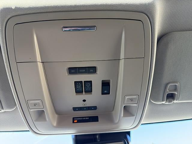 Used 2015 GMC Sierra 1500 Denali w/ Driver Alert Package AWD/4WD image 34