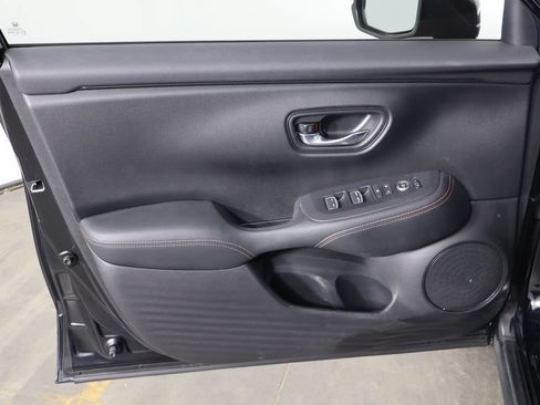 Used 2023 Honda HR-V Sport image 18