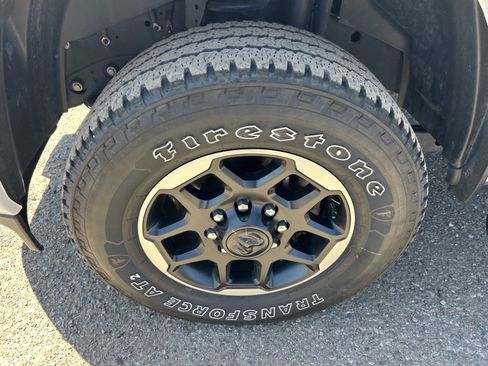Used 2025 RAM 2500 Laramie AWD/4WD image 8