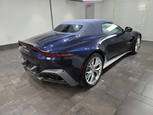 Used 2021 Aston Martin V8 Vantage Roadster image 23