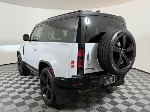 Used 2023 Land Rover Defender 90 X-Dynamic SE AWD/4WD image 3