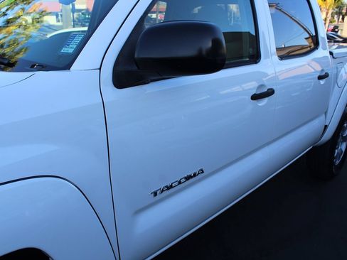 Used 2009 Toyota Tacoma PreRunner RWD image 12