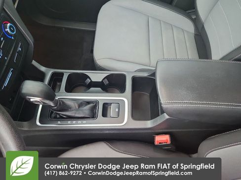 Used 2019 Ford Escape S image 27