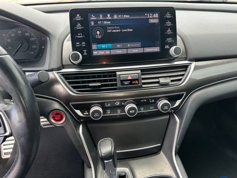 Used 2018 Honda Accord Sport image 22