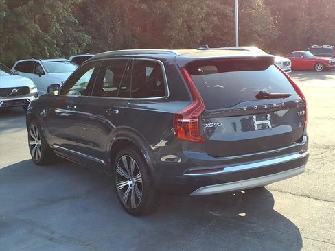 Used 2022 Volvo XC90 T6 Inscription w/ Lounge Package image 7