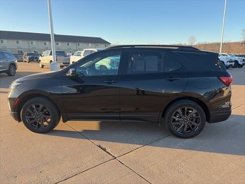Used 2022 Chevrolet Equinox RS w/ LPO, Floor Liner Package image 6