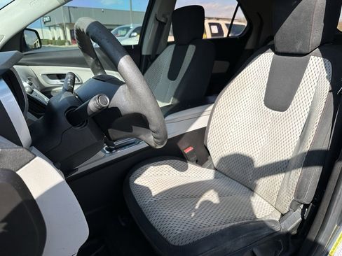 Used 2010 Chevrolet Equinox LS image 14