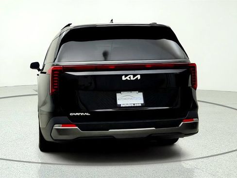 Used 2025 Kia Carnival SX Prestige FWD image 6