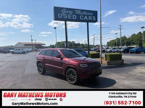 Used 2022 Jeep Grand Cherokee Laredo X AWD/4WD image 1