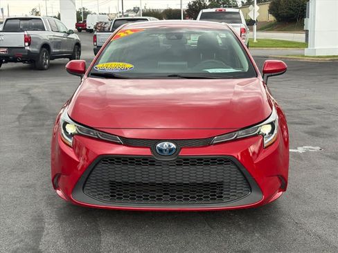 Used 2021 Toyota Corolla LE FWD image 25