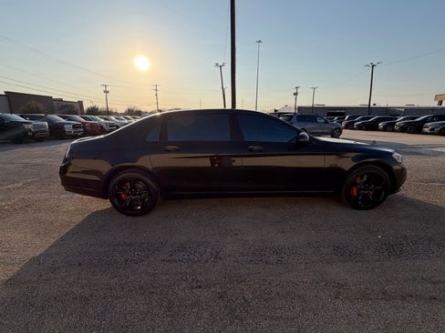 Used 2016 Mercedes-Benz Maybach S 600 image 8