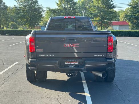 Used 2016 GMC Sierra 3500 Denali w/ Duramax Plus Package image 7