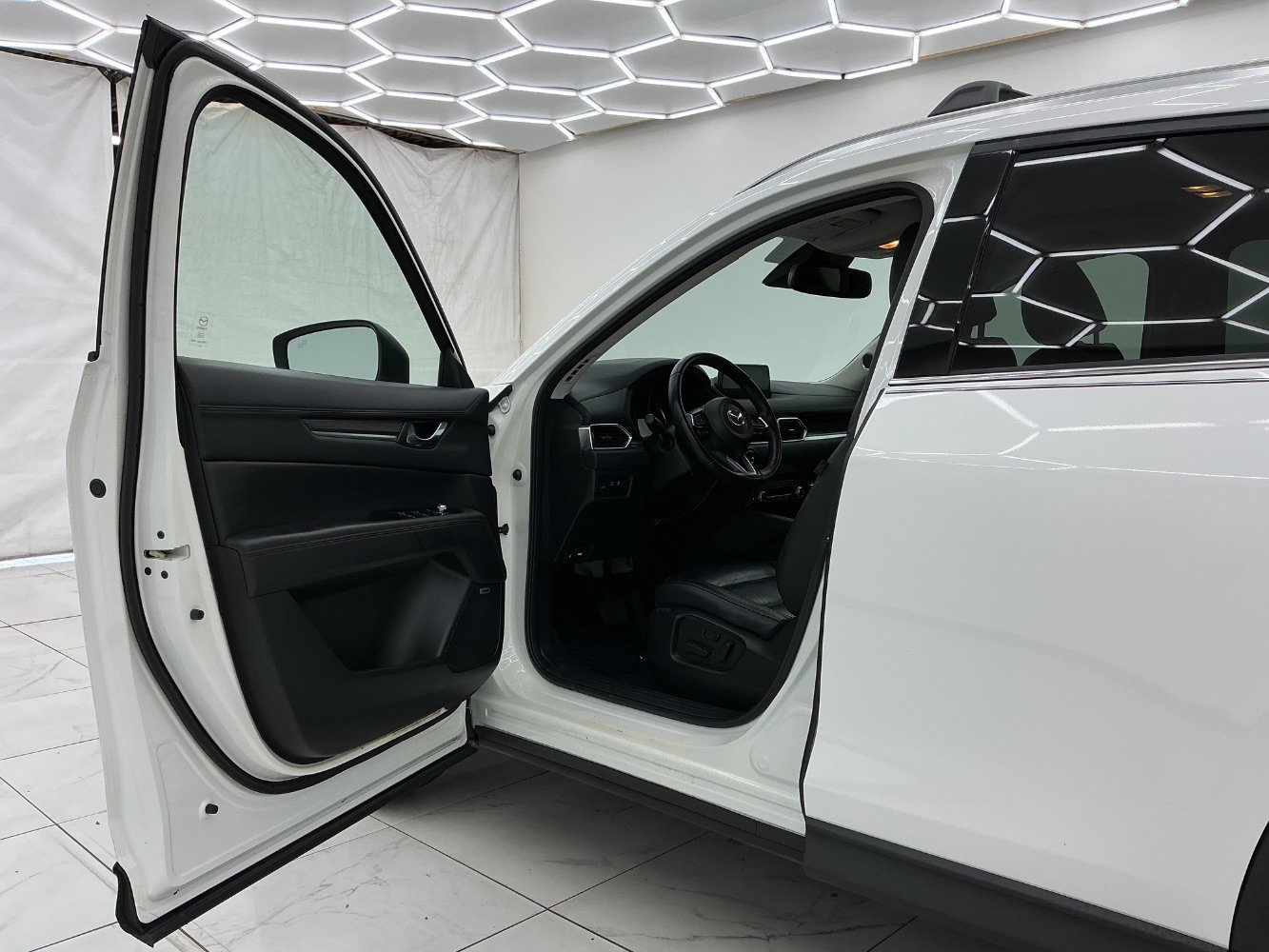 Used 2019 MAZDA CX-5 Grand Touring AWD/4WD image 16