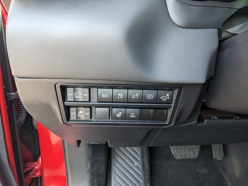 Used 2024 Toyota Tundra Platinum image 32