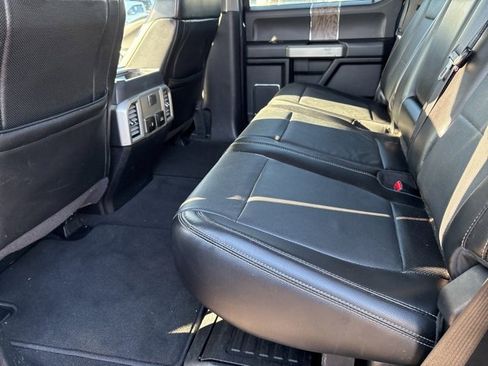 Used 2017 Ford F250 Lariat w/ Chrome Package image 27