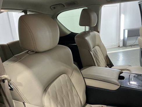 Used 2024 Nissan Armada Platinum w/ Captain's Chairs Package image 28