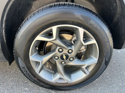 Used 2025 Chevrolet Trax LT image 29
