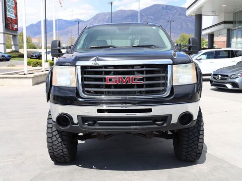 Used 2009 GMC Sierra 2500 SLT w/ SLT Convenience Package AWD/4WD image 9