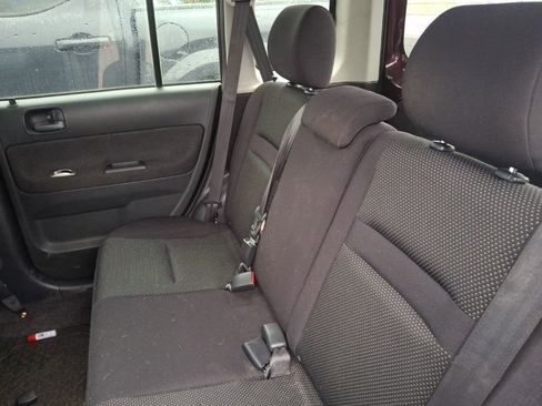 Used 2005 Scion xB image 10