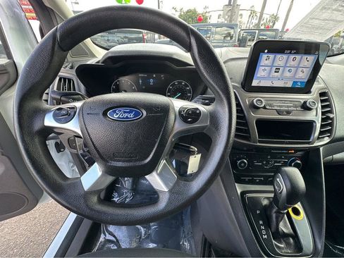 Used 2020 Ford Transit Connect XL image 19